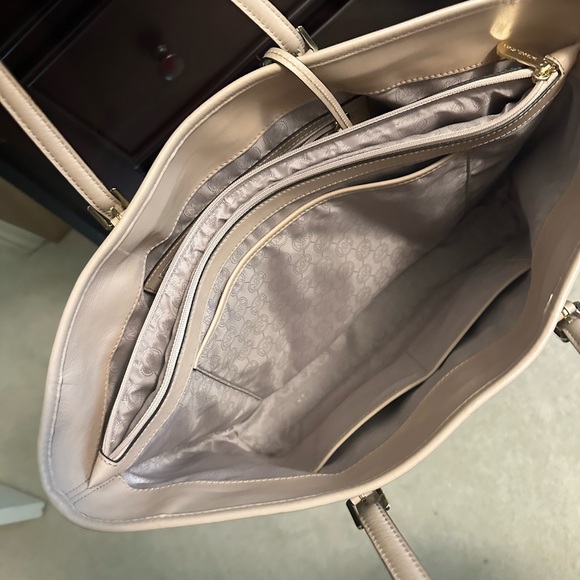 Michael Kors (MK) Vanilla Zebra Stripe Tote Bag Purse Hand Bag Handbag - Picture 6 of 10